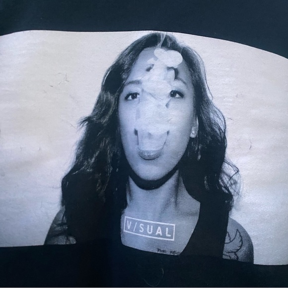 Visuals lightweight Crewneck - Picture 2 of 3